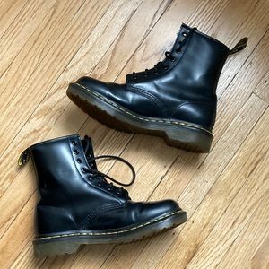 Doc Martens 1460 Smooth Combat Boots Size 7 Women